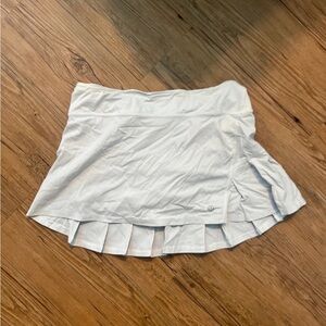White tennis skirt lululemon